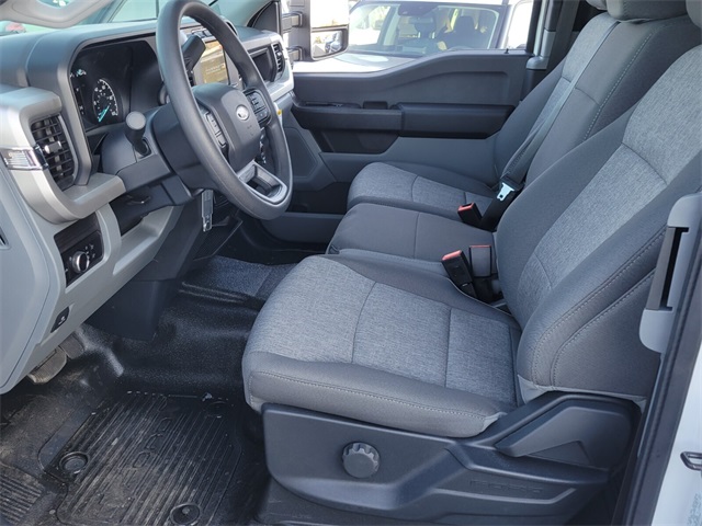 2024 Ford F-350 XL photo 5