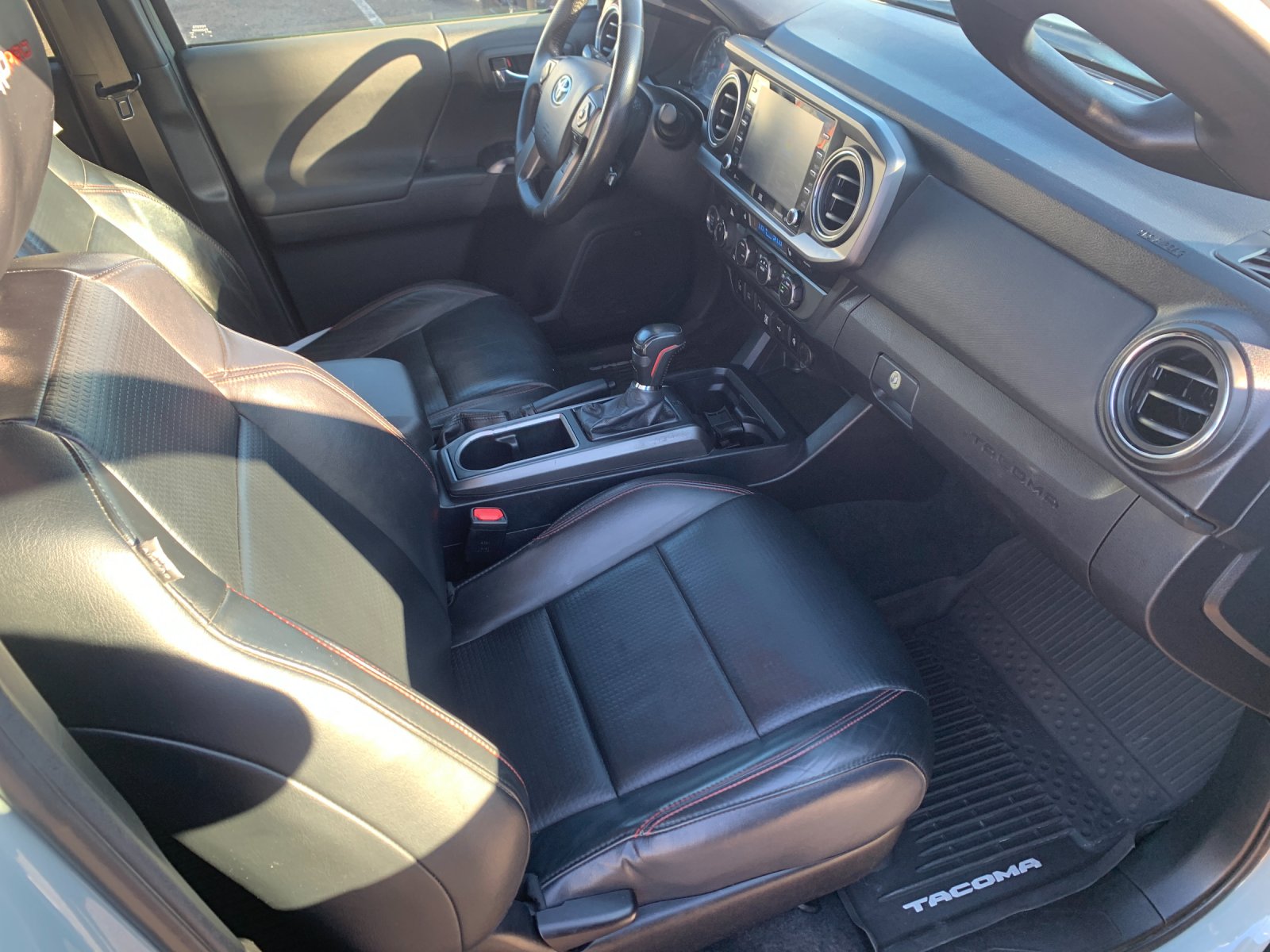 2021 Toyota Tacoma TRD Pro photo 16