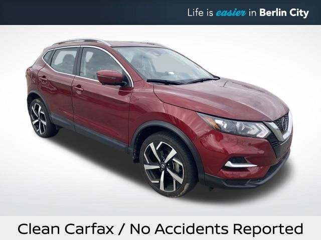 2022 Nissan Rogue Sport SL's photo