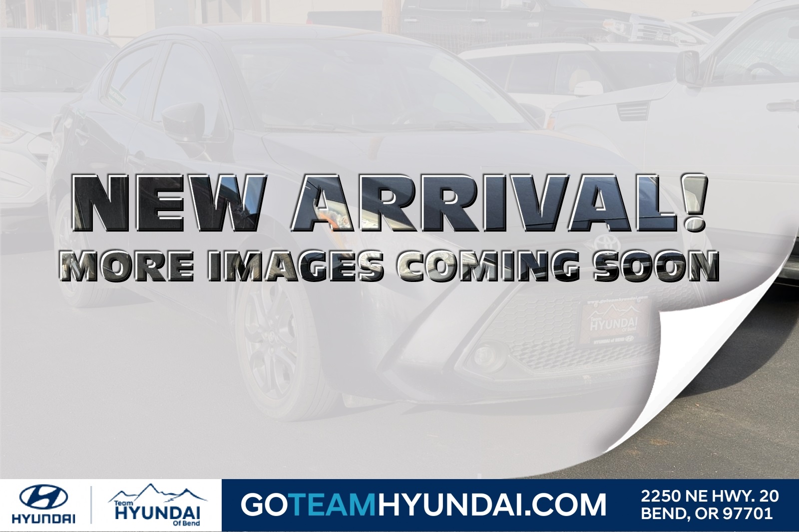 2019 Toyota Yaris LE's photo