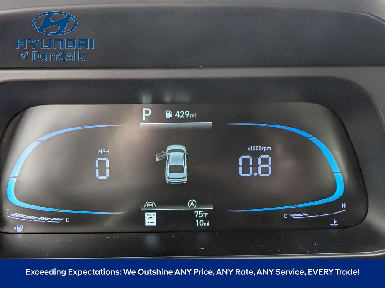 2025 Hyundai Elantra SE photo 12