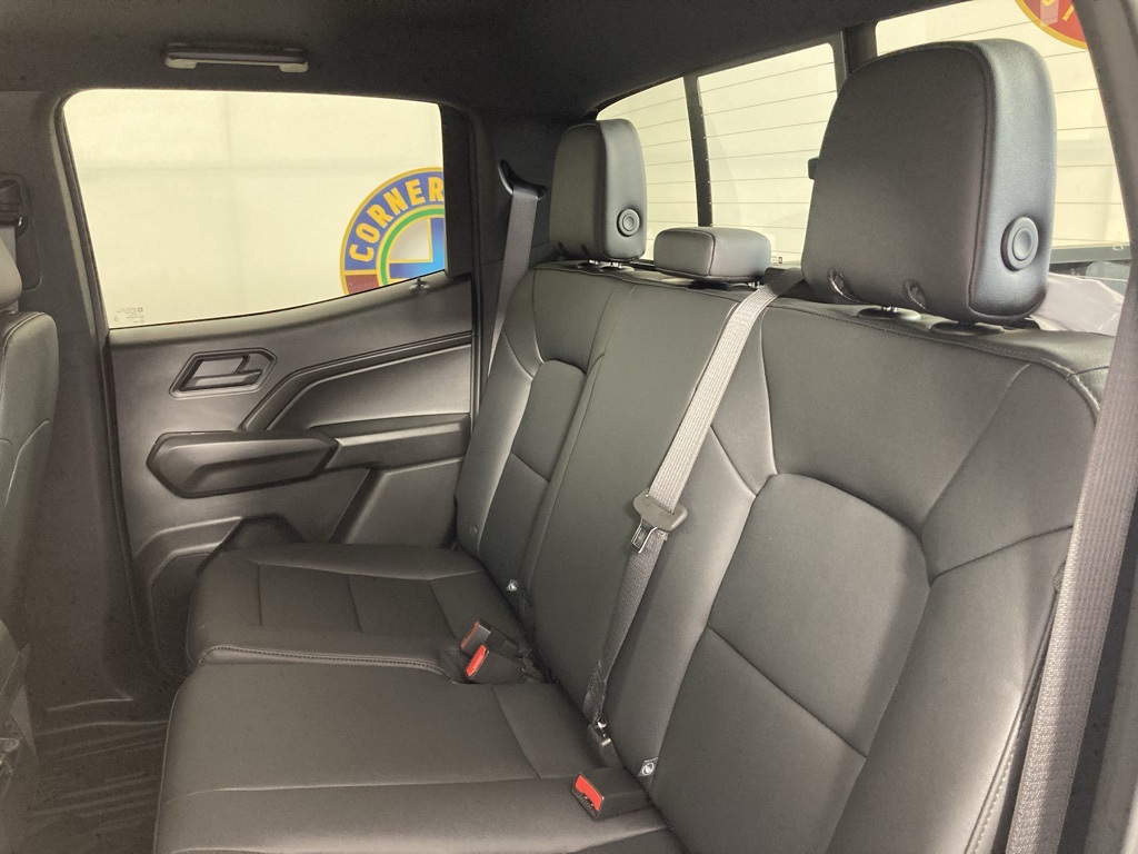 2026 Chevrolet Colorado Trail Boss photo 13