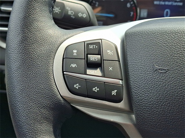 2023 Ford Explorer XLT photo 19
