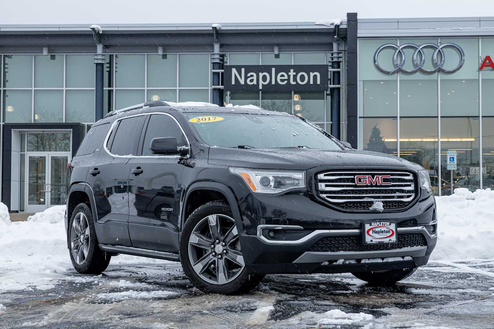 2017 GMC Acadia SLT-2's photo