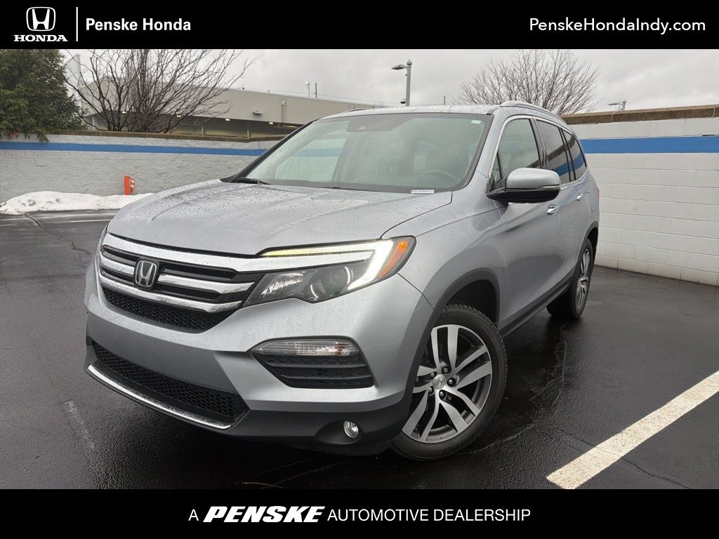 2017 Honda Pilot Touring's photo