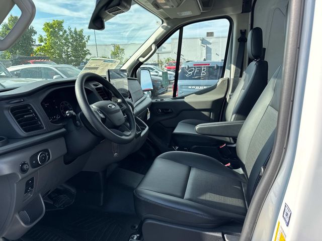 2025 Ford Transit photo 4