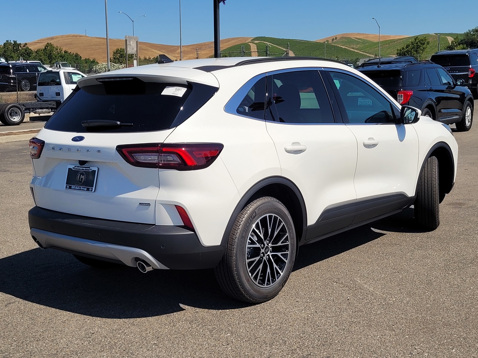 2025 Ford Escape Base photo 4