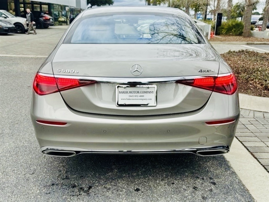 2024 Mercedes Benz S 580e 4MATIC photo 4