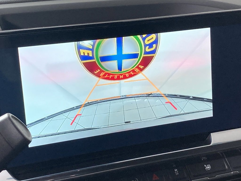 2025 Chevrolet Silverado 1500 LT photo 4