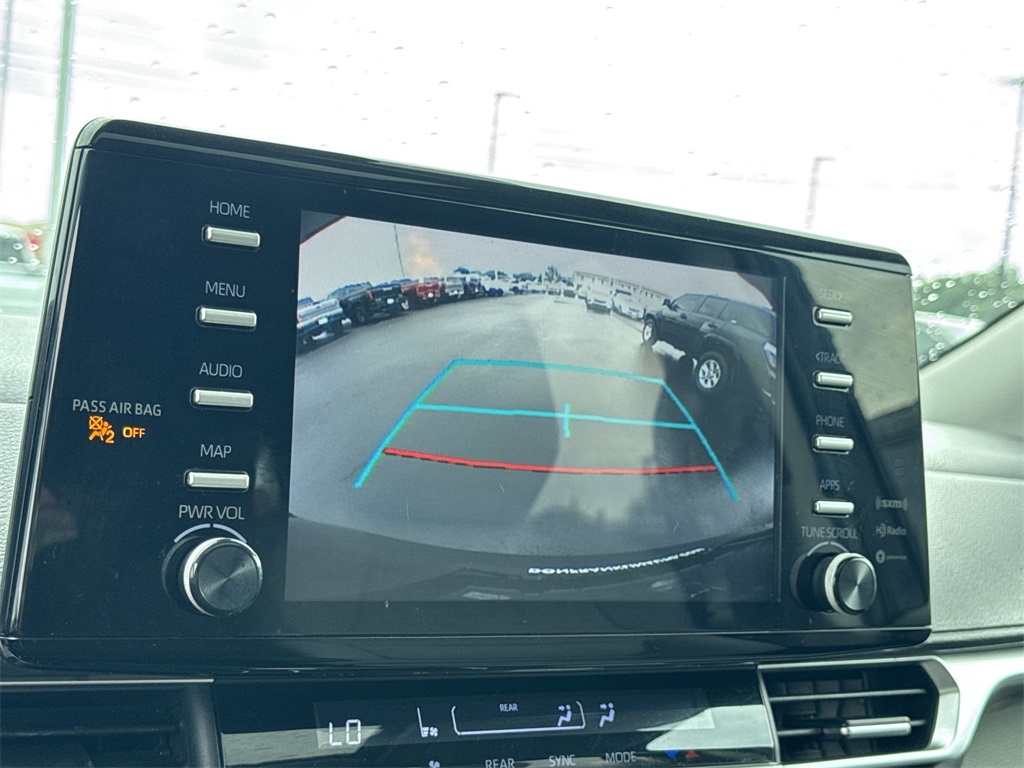 2021 Toyota Sienna LE photo 23