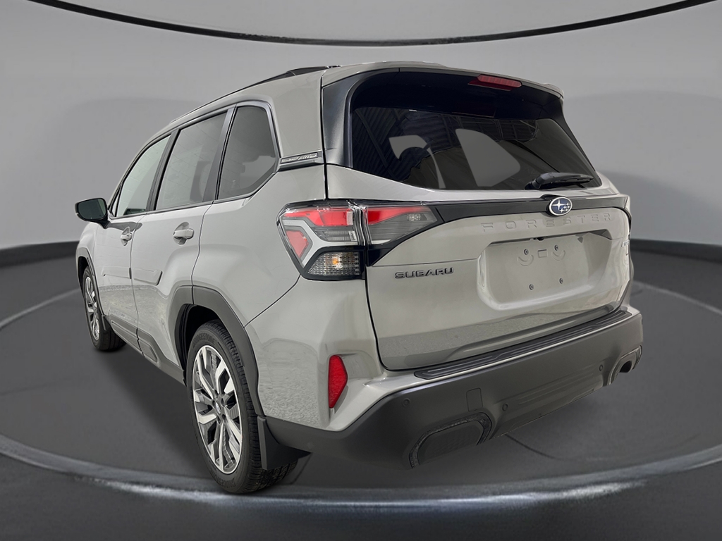 2025 Subaru Forester Touring photo 2