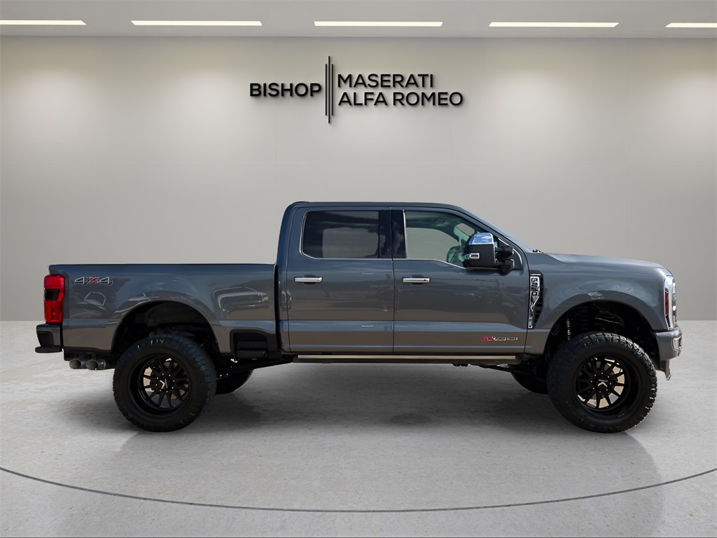2024 Ford F-250 photo 2