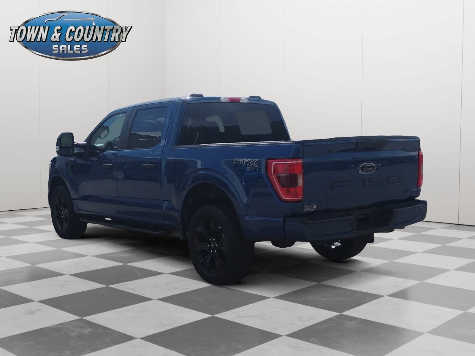2022 Ford F-150 XL photo 3