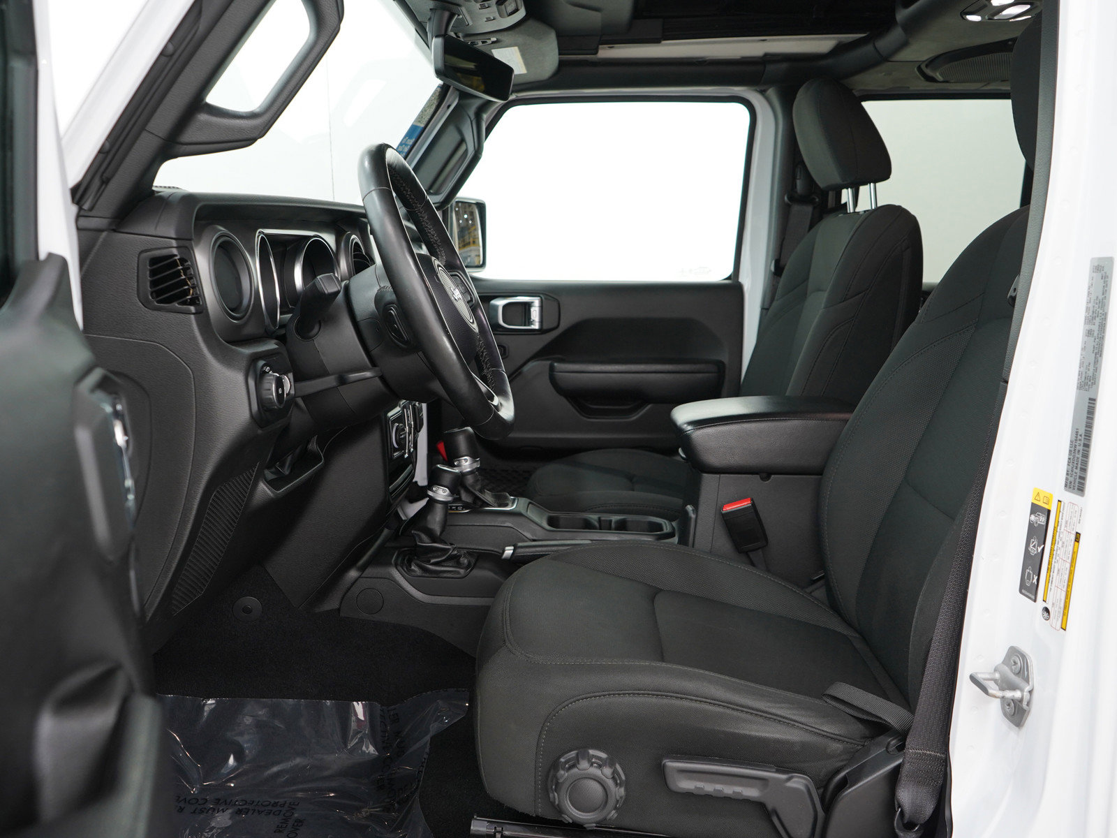 2022 Jeep Wrangler Unlimited Willys photo 16