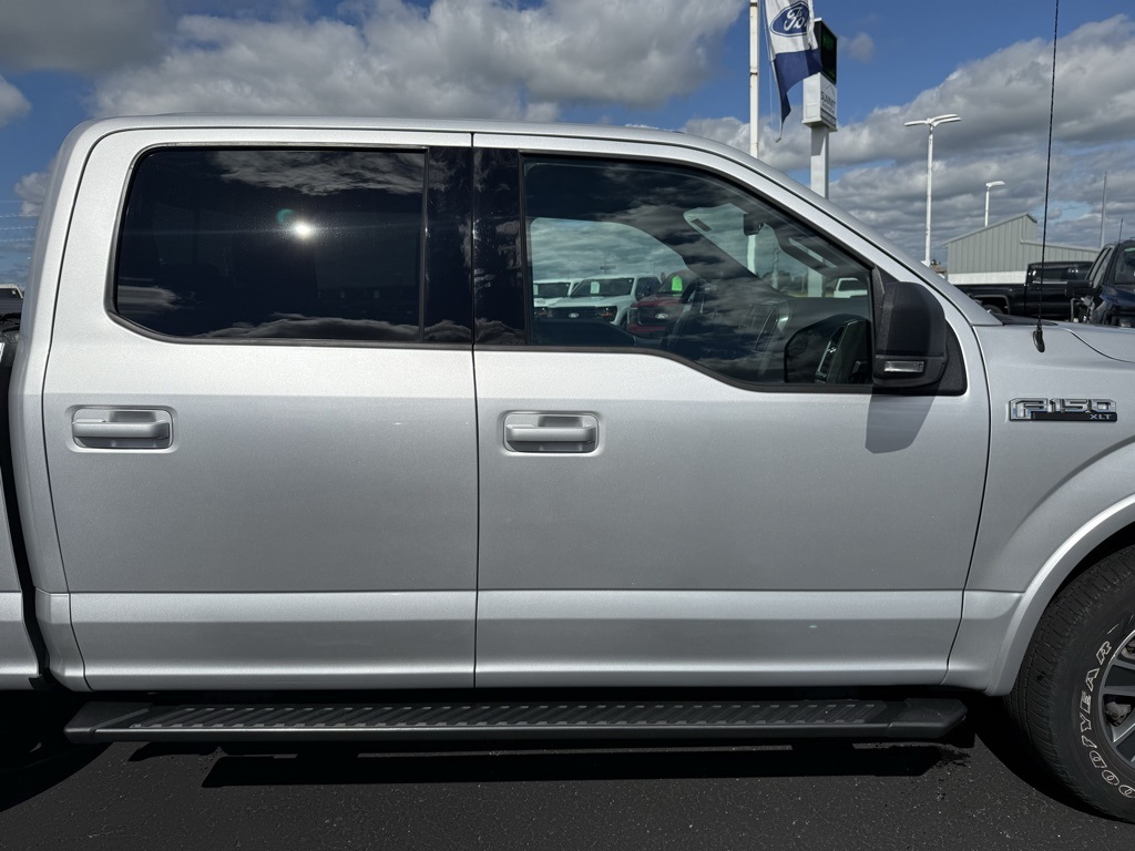 2016 Ford F-150 XLT photo 33