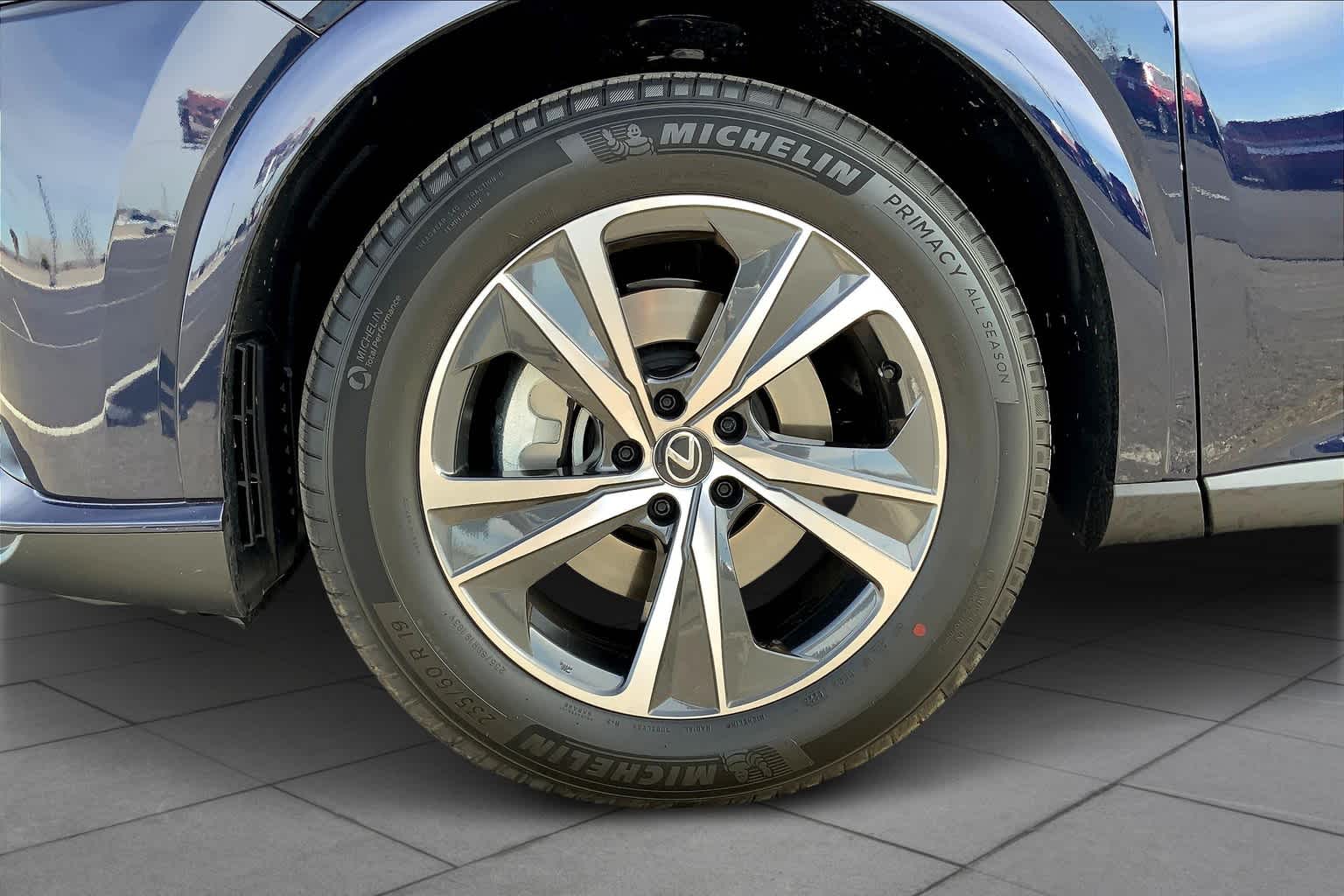 2023 Lexus RX Premium photo 9