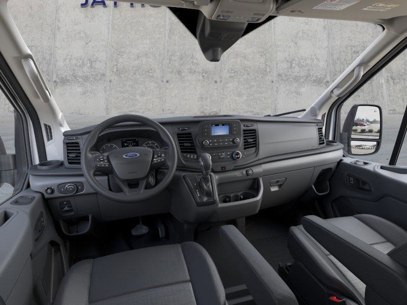 2025 Ford Transit photo 7