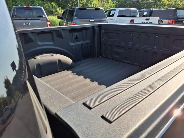 2024 Ford F-150 XLT photo 14