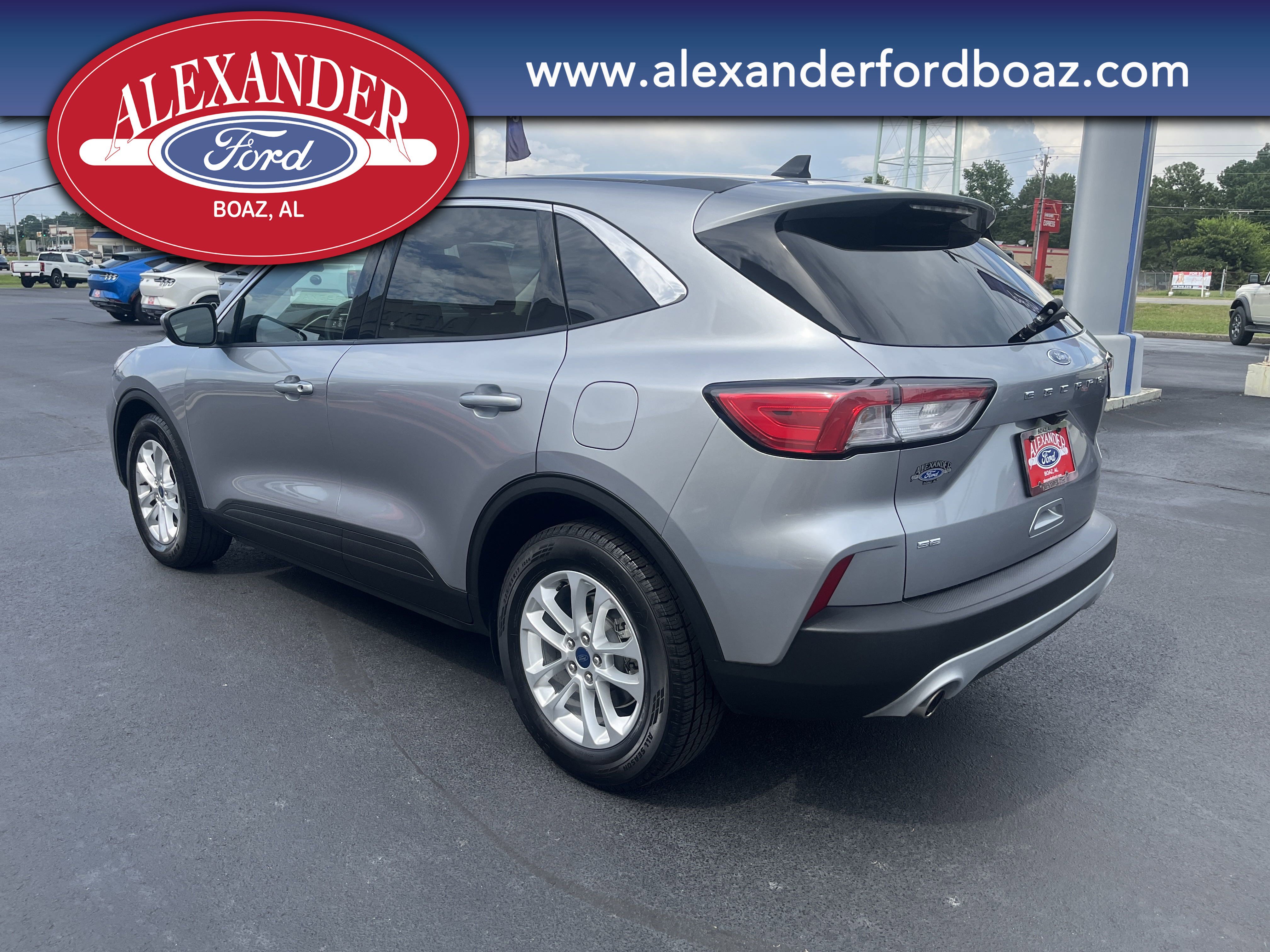 Used 2021 Ford Escape SE with VIN 1FMCU0G61MUA99918 for sale in Boaz, AL