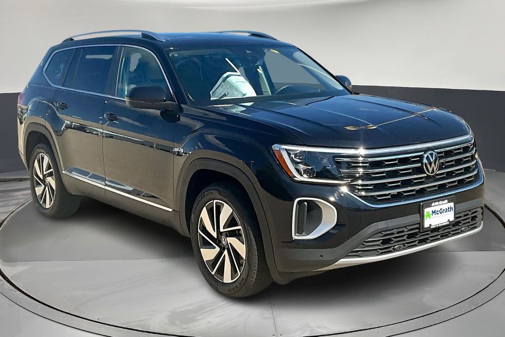 2026 Volkswagen Atlas SEL's photo