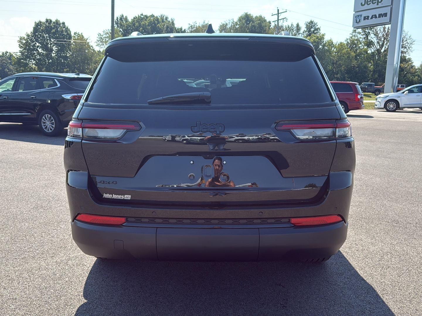 2025 Jeep Grand Cherokee Altitude X photo 16