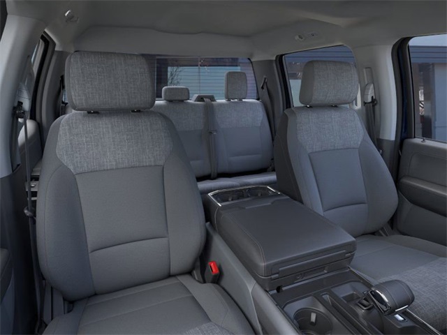 2025 Ford F-150 Lightning XLT photo 10