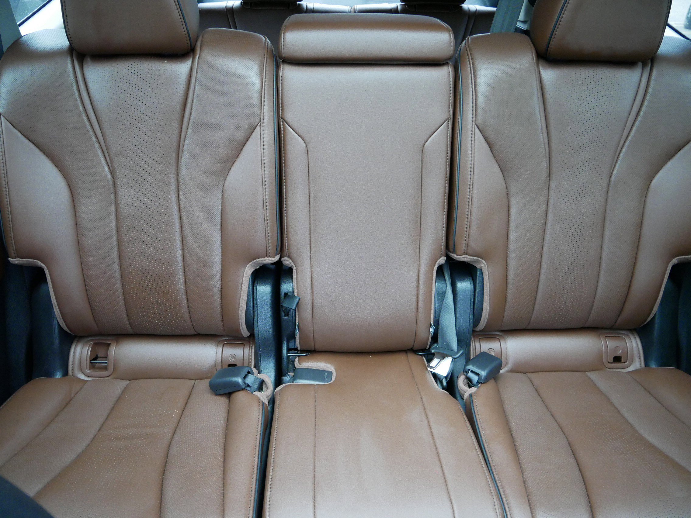 2023 Acura MDX SH-AWD Advance photo 13