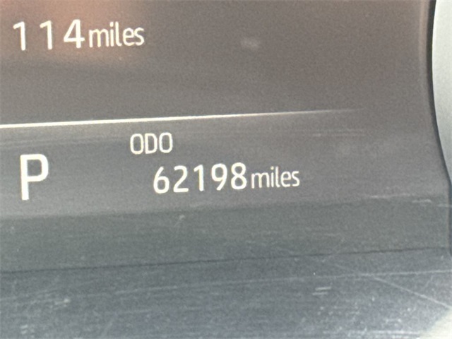 2024 Toyota Highlander XLE photo 3