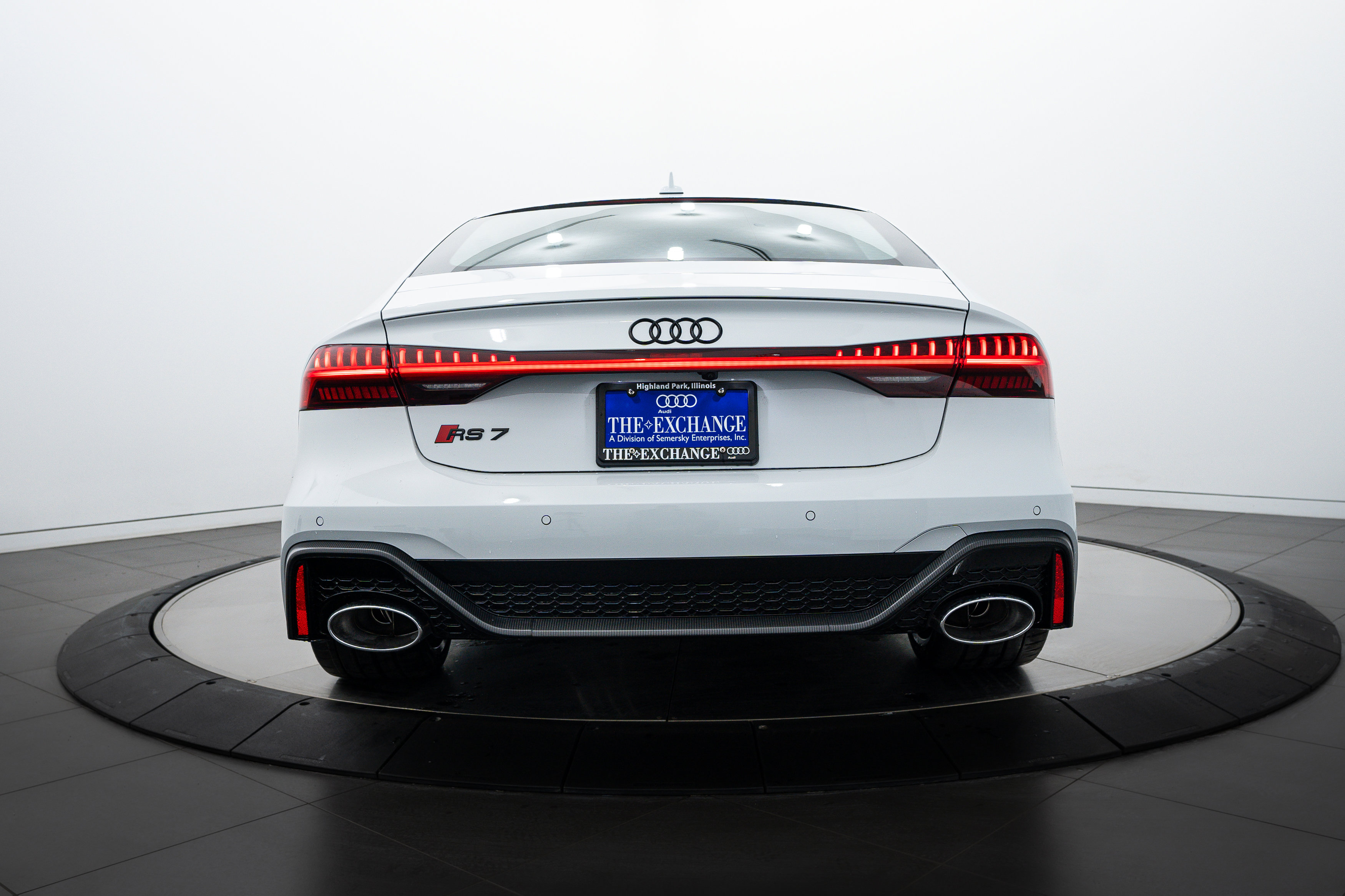 2025 Audi RS 7 Performance Base photo 16