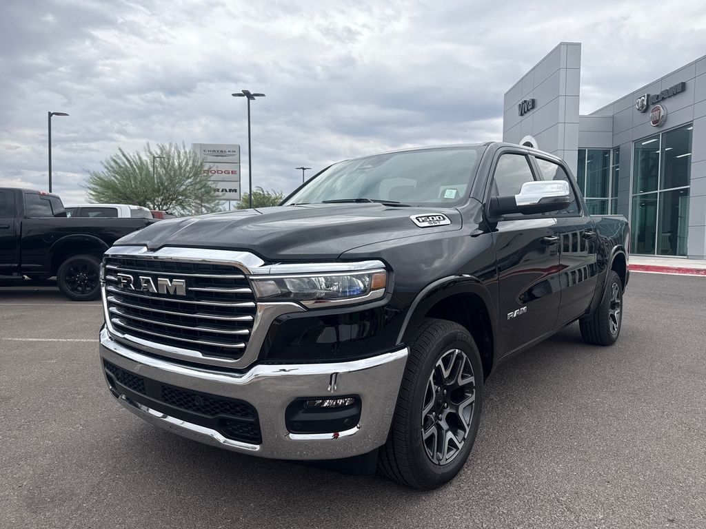 New 2025 RAM 1500 Laramie Crew Cab in El Paso #DL250311 Viva