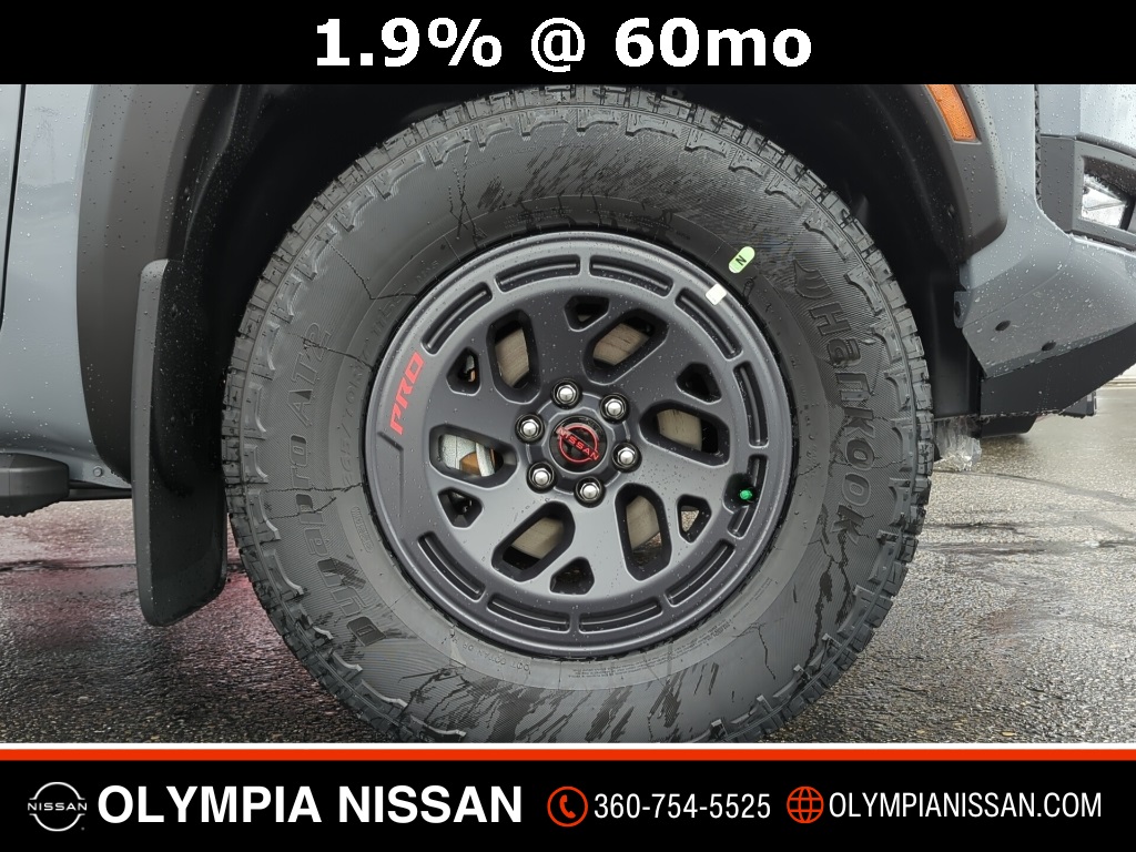 2025 Nissan Frontier Crew Cab PRO-4X photo 10