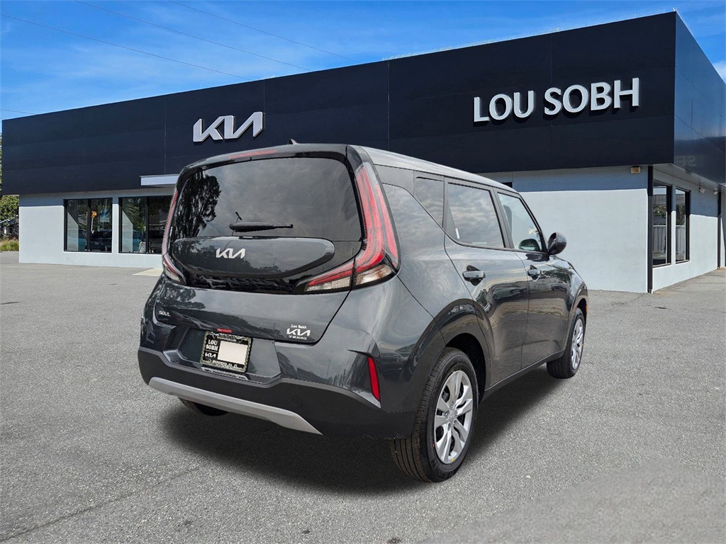2025 Kia Soul LX S photo 2