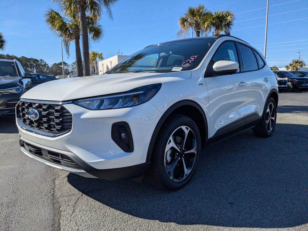 2025 Ford Escape Hybrid ST-Line Select photo 4