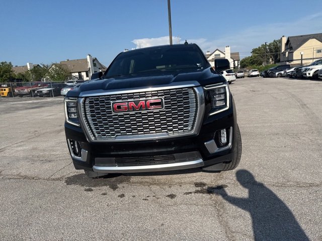 2023 Gmc Yukon XL Denali photo 3