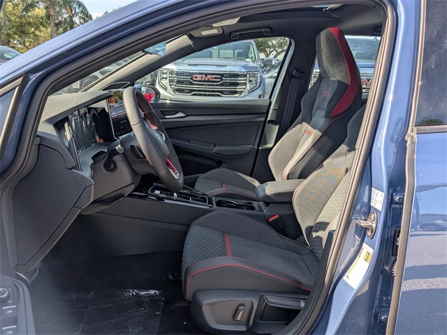 2025 Volkswagen Golf GTI SE photo 5