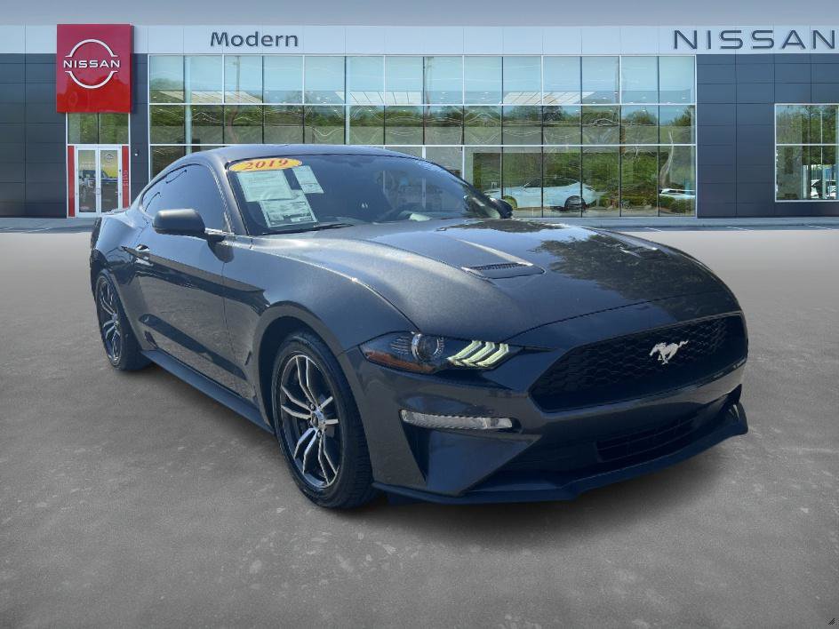 2019 Ford Mustang EcoBoost Premium photo 3