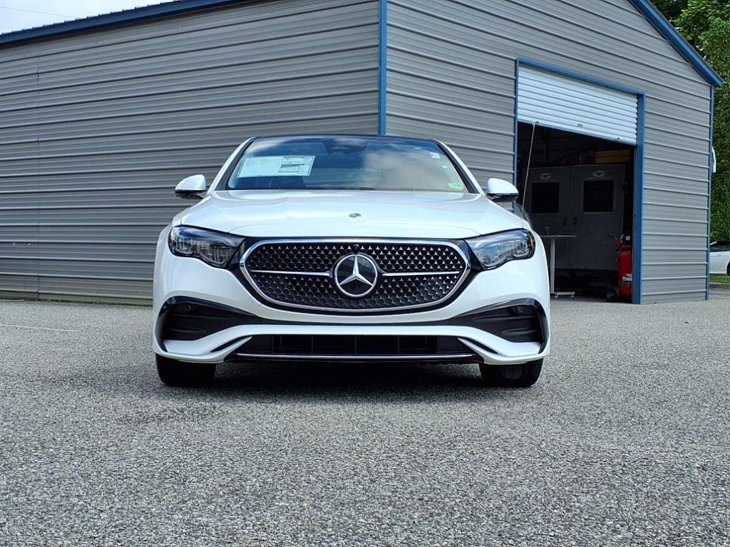2025 Mercedes Benz E 350 photo 3