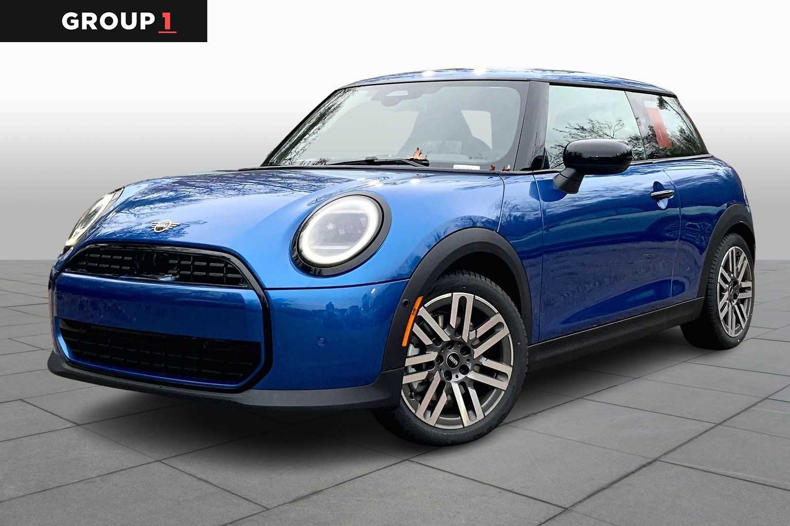 2026 MINI Hardtop 2 Door's photo