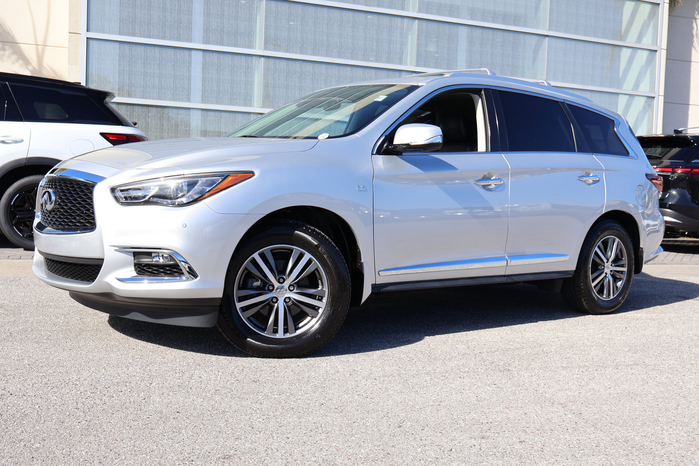 2020 INFINITI QX60 LUXE's photo