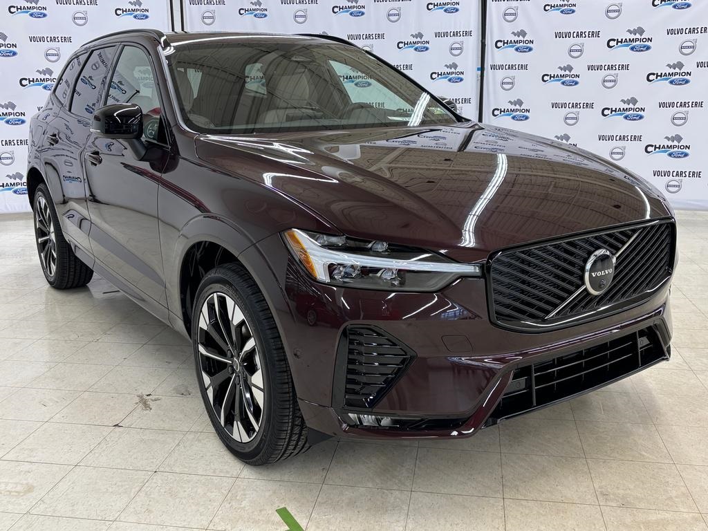2026 Volvo XC60 Plus's photo