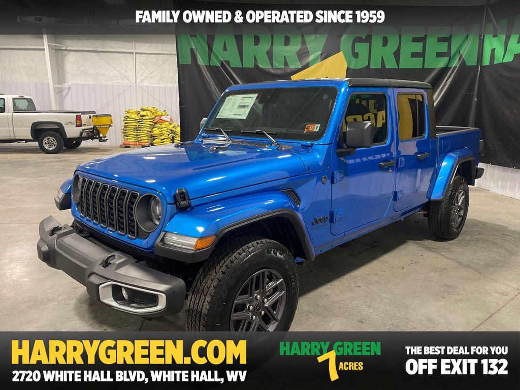 2025 Jeep Gladiator Sport S's photo