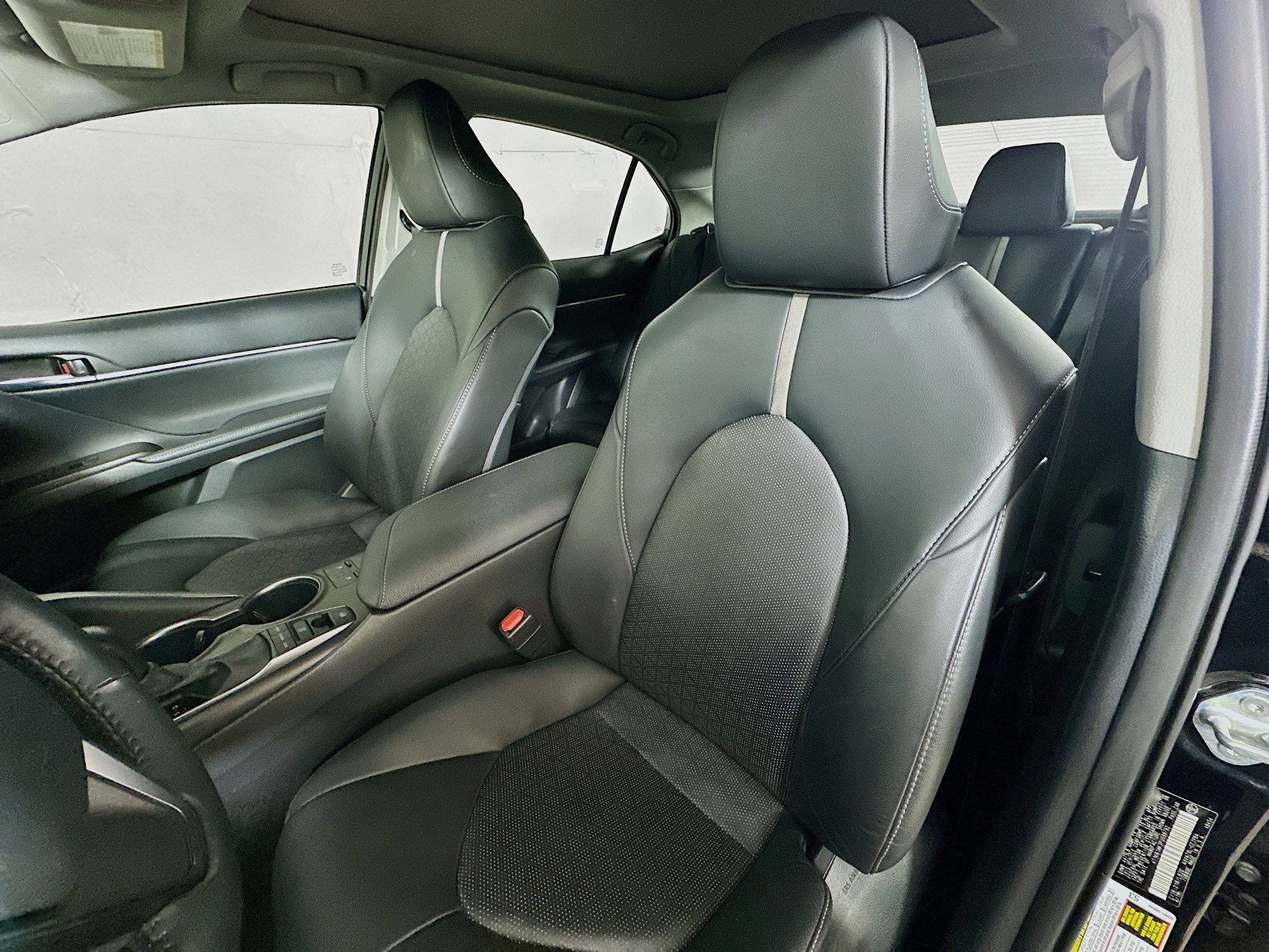 2023 Toyota Camry XSE photo 19