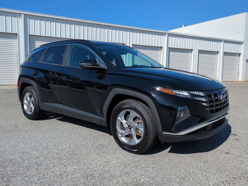 2022 Hyundai Tucson SEL photo 3