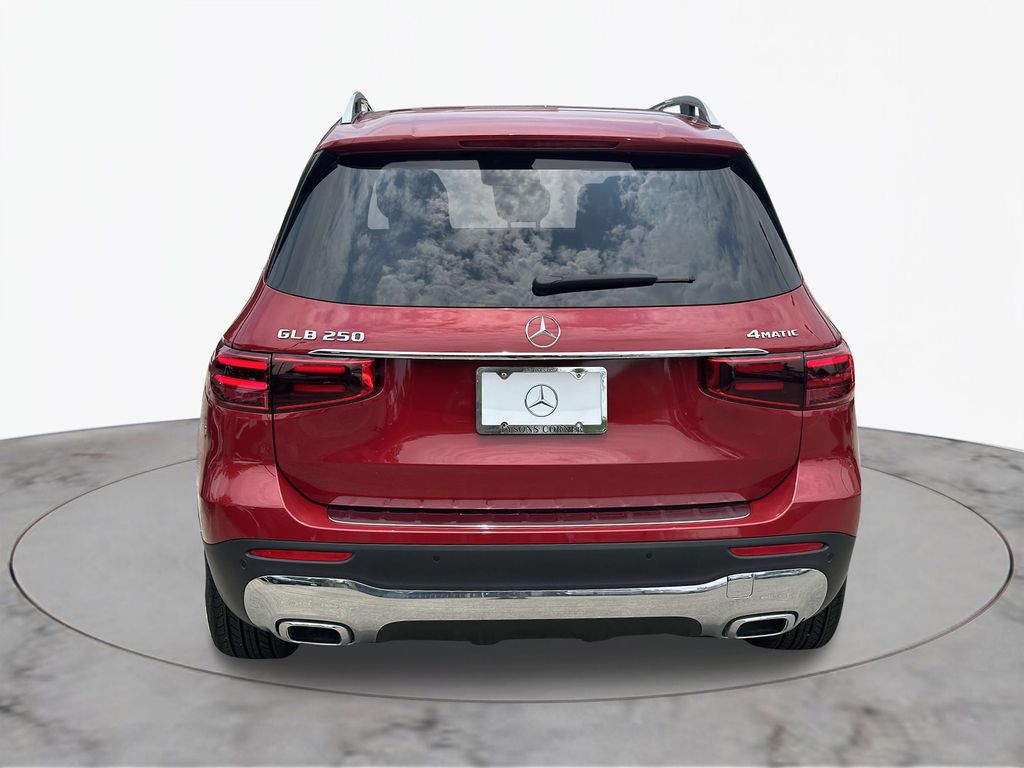 2024 Mercedes Benz GLB 250 4MATIC photo 3