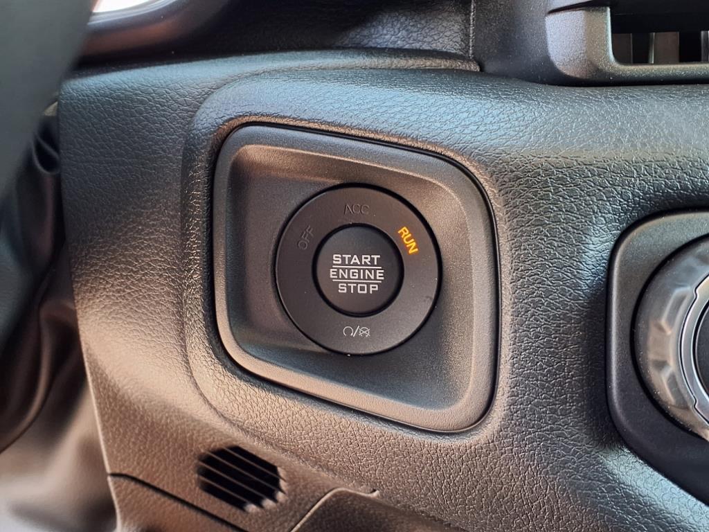 2025 Jeep Wrangler Sport S photo 12