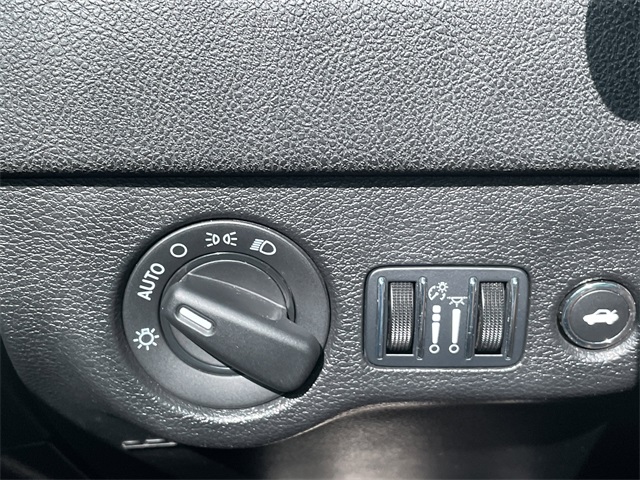 2023 Dodge Charger R/T photo 26