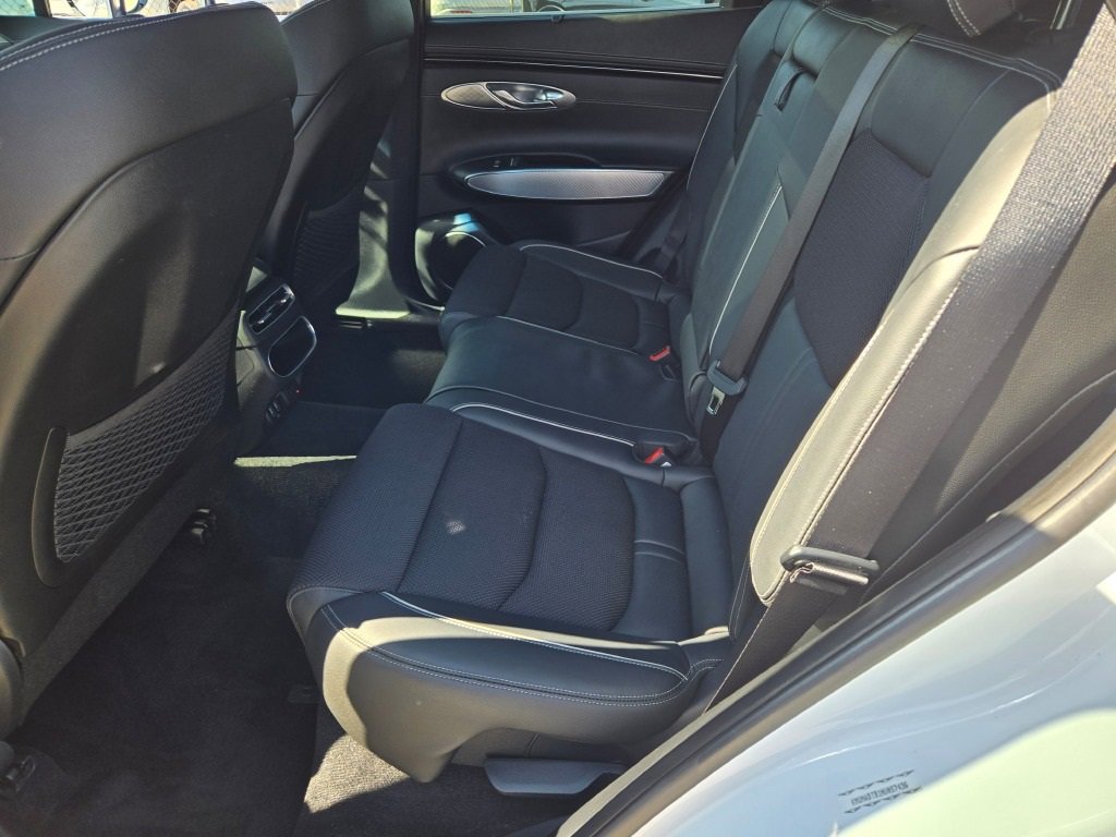 2022 Genesis GV70 2.5T Sport Prestige photo 12