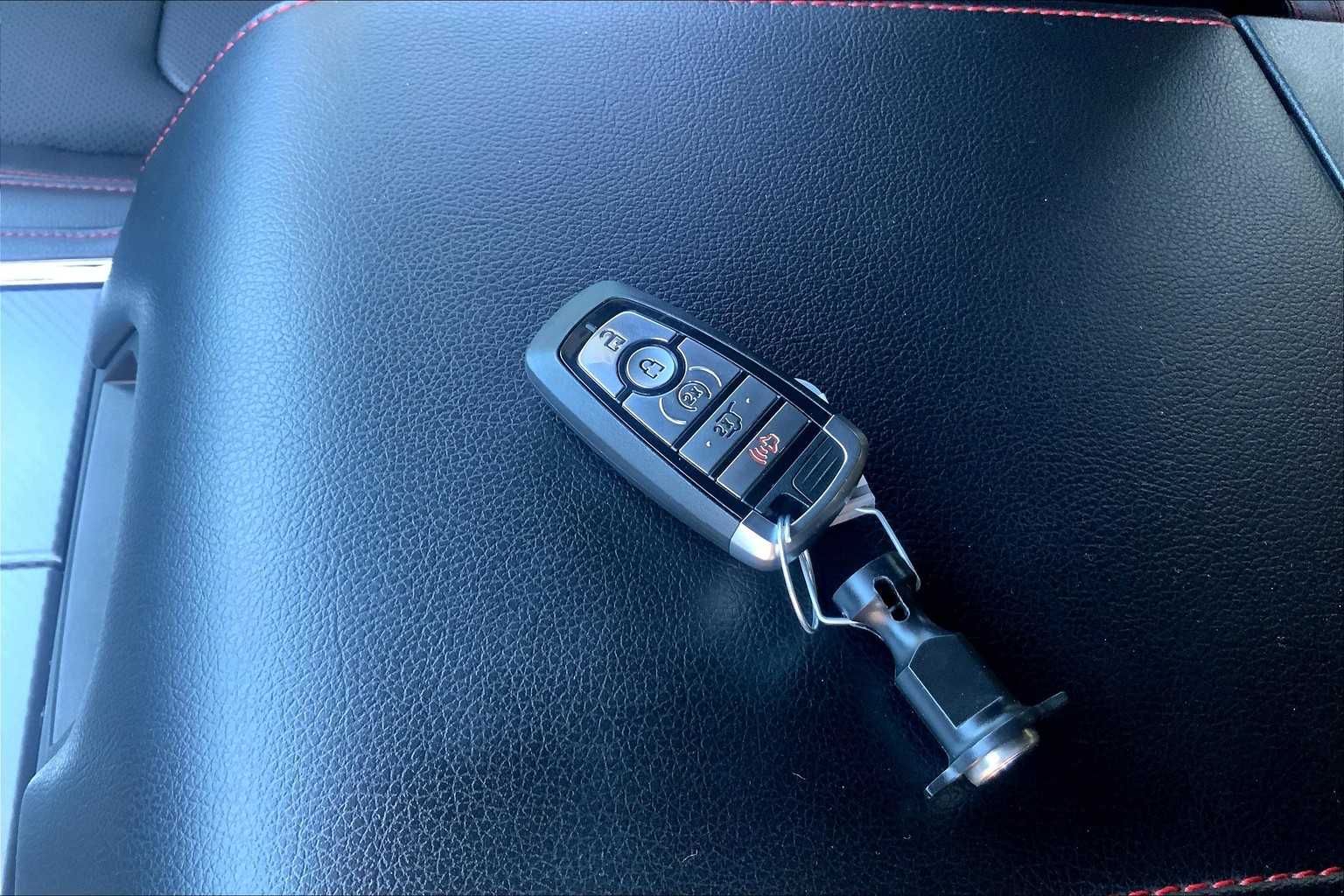 2021 Ford Expedition Limited photo 13