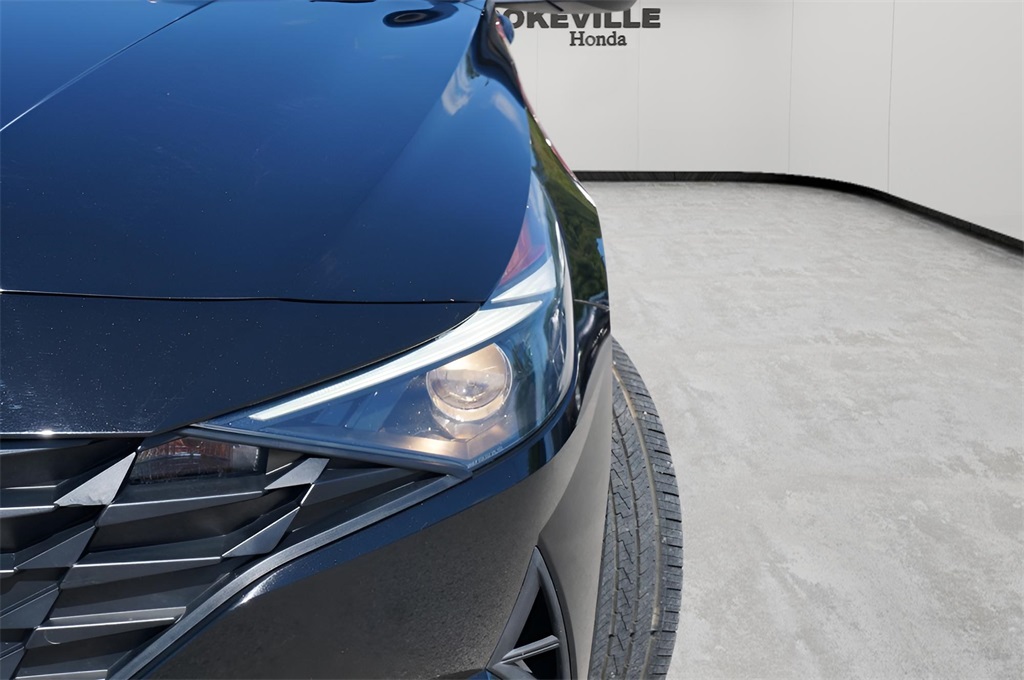 2021 Hyundai Elantra SEL photo 4