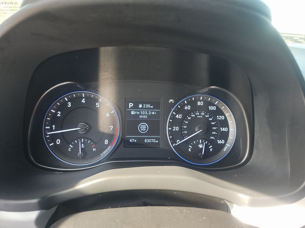 2020 Hyundai Kona SEL photo 4